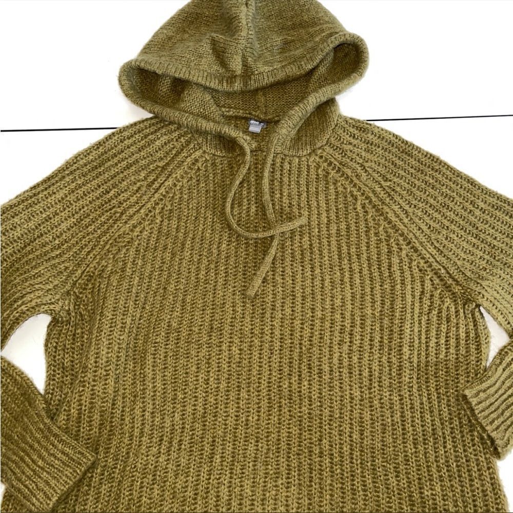 Aerie hooded sweater small